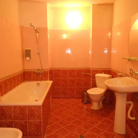 калина 2* Боровец