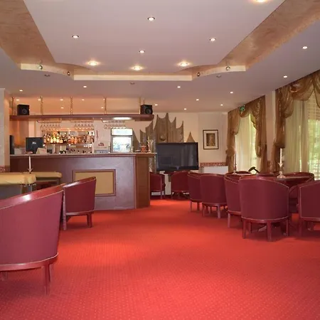 калина 2* Боровец